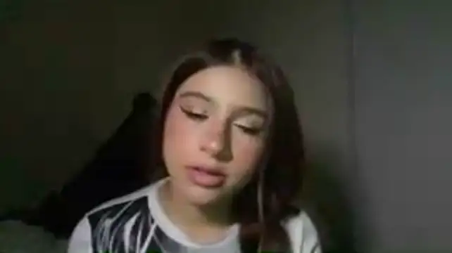 RossieKinnie webcam