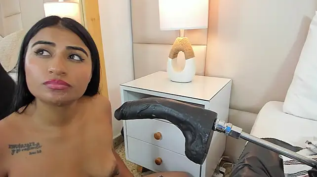 AntoniaRoss_ webcam