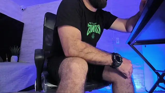 jhon_bear03 (M young) - worship your king until he cum