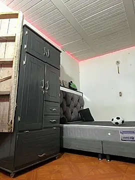 sebbaspo live cam on StripChat