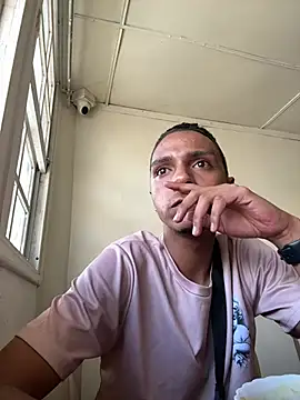 hotboyluxe webcam