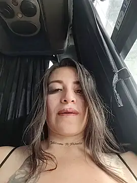 Emily_Kooper webcam