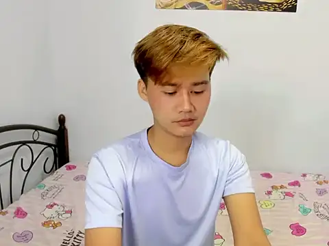 urasian_jhon webcam