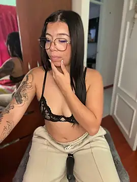 maaddyXXX webcam