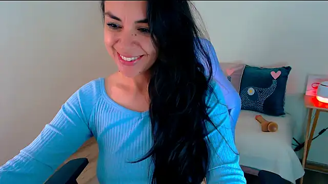 LATINGODDESS_X webcam