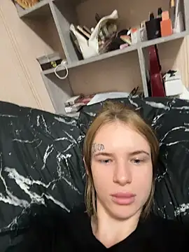 LeinaWoluers webcam