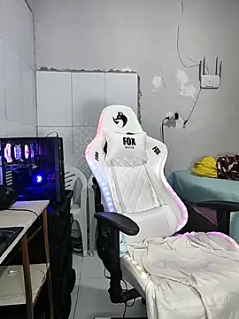 Fetichista23 webcam