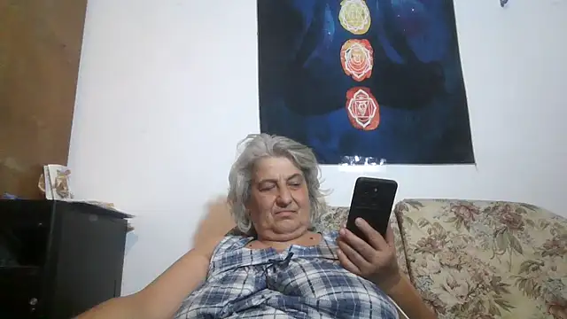 ExquisiteMature webcam