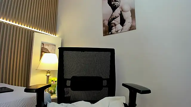 Victoria_Rosee webcam