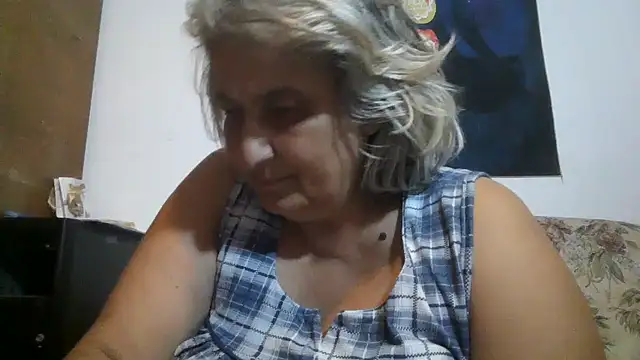 ExquisiteMature webcam