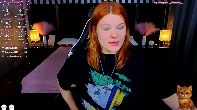Clumsy_Nana webcam