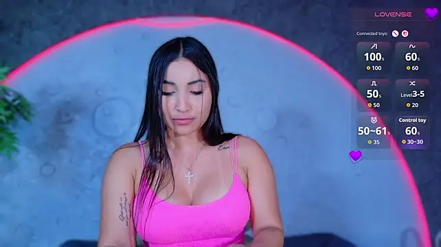 ReinaChloe webcam