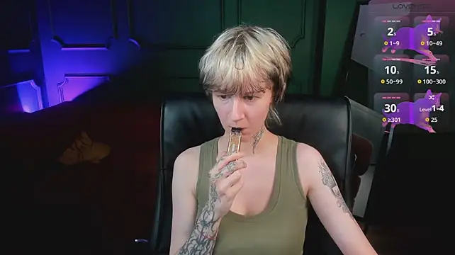 Senpai_Sins webcam