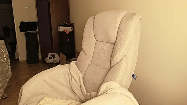 SeasonalSomeone webcam