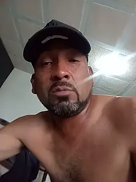 Ernesthot82 webcam