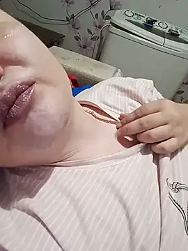Tina_Mirabella webcam