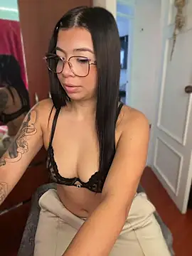 maaddyXXX webcam