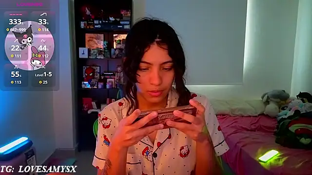 Lovelyamyy webcam