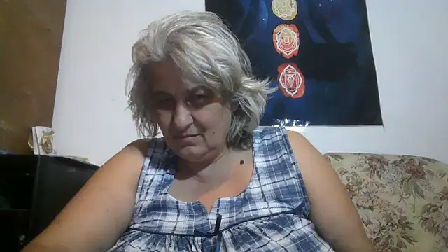 ExquisiteMature webcam