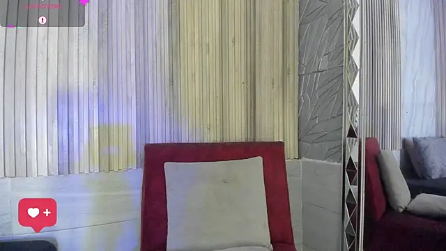 BriannaChelsea webcam