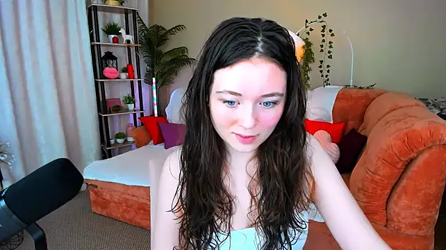 AlluringLookk webcam