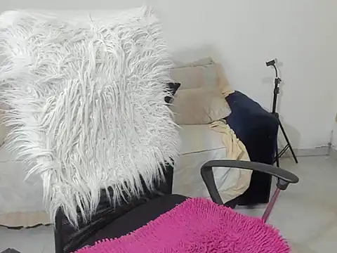 sarahlovexxv webcam