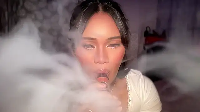 Exotic_alyssa69 webcam