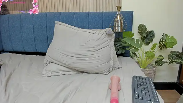 zara_milf webcam