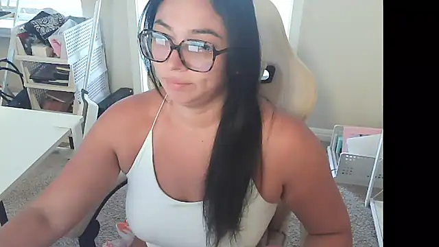 miss_ssaint webcam