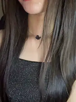 Yiyina_17 webcam