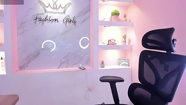 SarahCastro1_ webcam