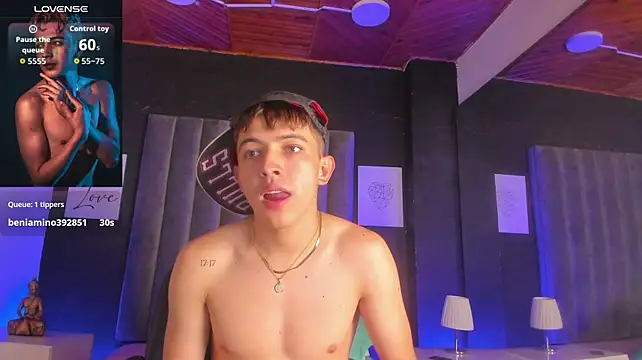 Lian_Miller1_ webcam