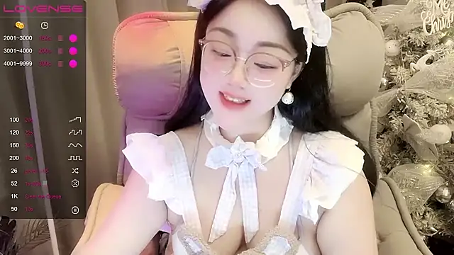 Monica-666888- webcam