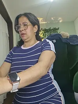 christy_ant webcam