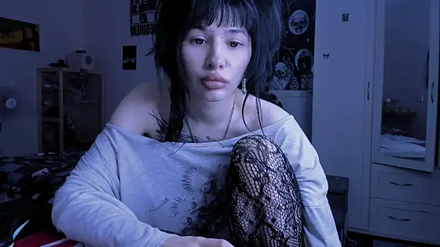 AllisonDeetz webcam