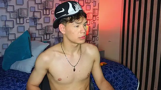 LoganSteel_ webcam