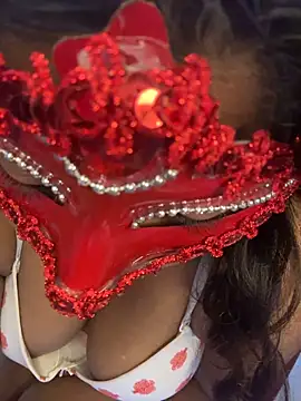 SlutrySiren webcam
