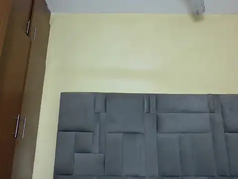 Cuteebony16 webcam