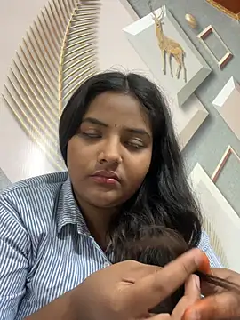 Baby_Myraaa webcam