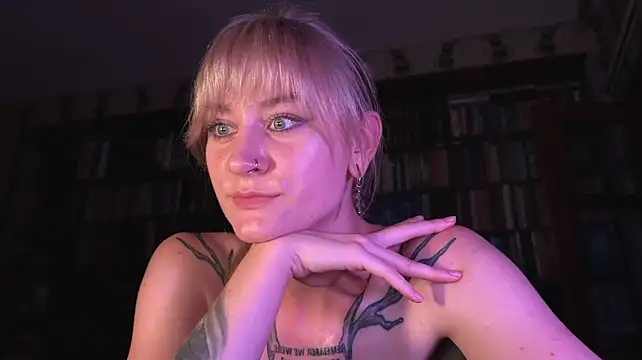 Retro_Marie webcam