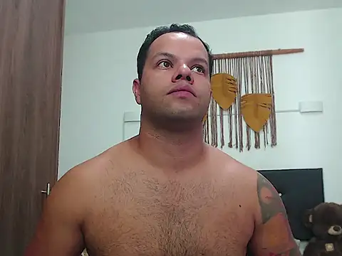 Black_adams_ webcam