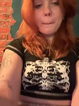 freaky__nikki (F teen) - PUSSYPLAY WITH OPENDOOR🐾👉👈❤️
