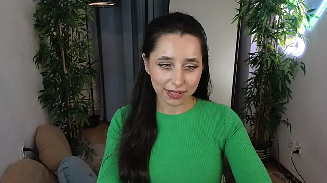 KiraNoir___ webcam