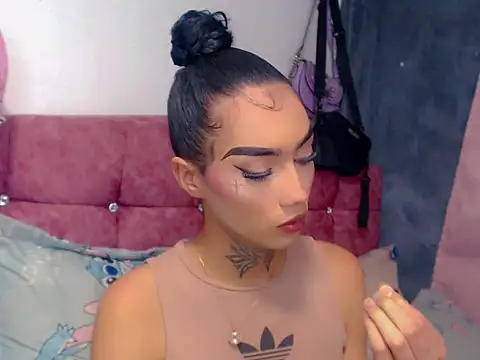Dary_Bloom webcam