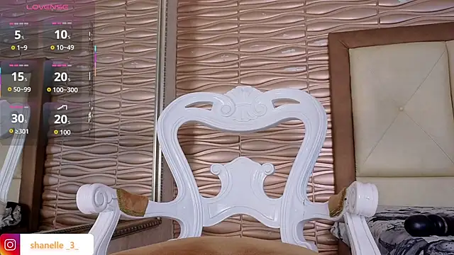 Shanelle__ webcam