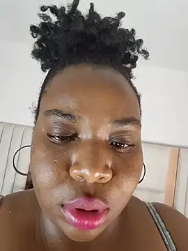 Breisy_bigboobs webcam