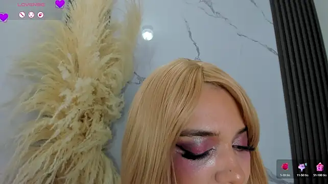 AmberGreyy_ webcam
