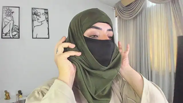 Uzra_hayed webcam