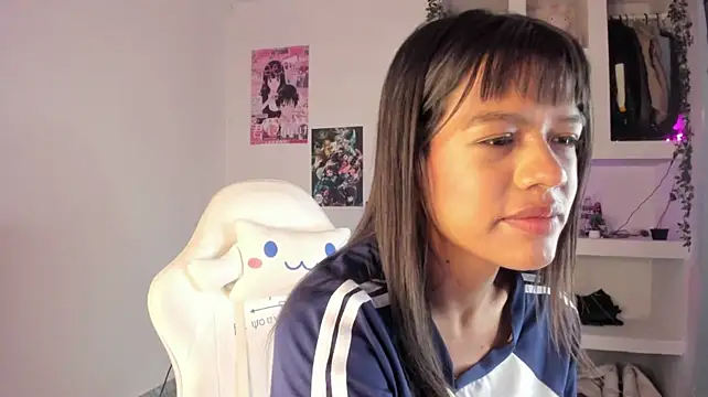 meganthompsonn22 webcam