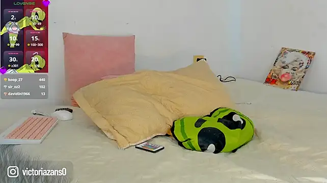Vickyallien webcam